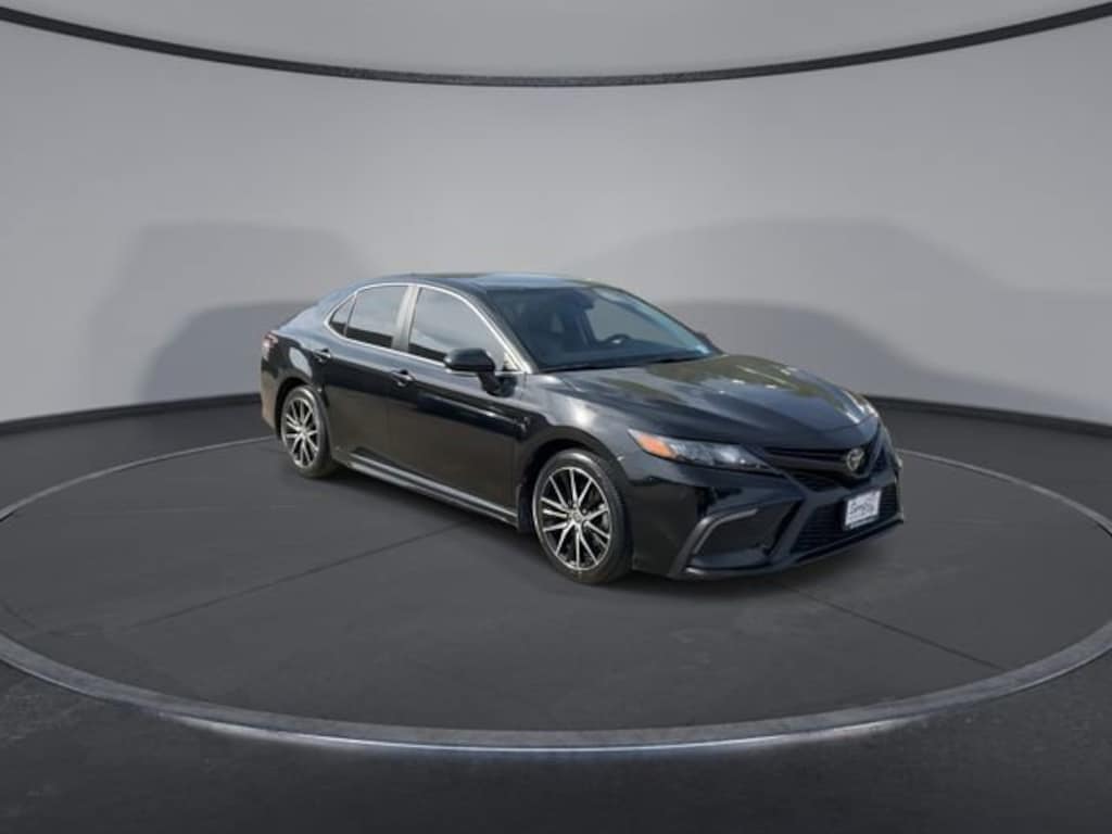 Used 2024 Toyota Camry SE Sedan