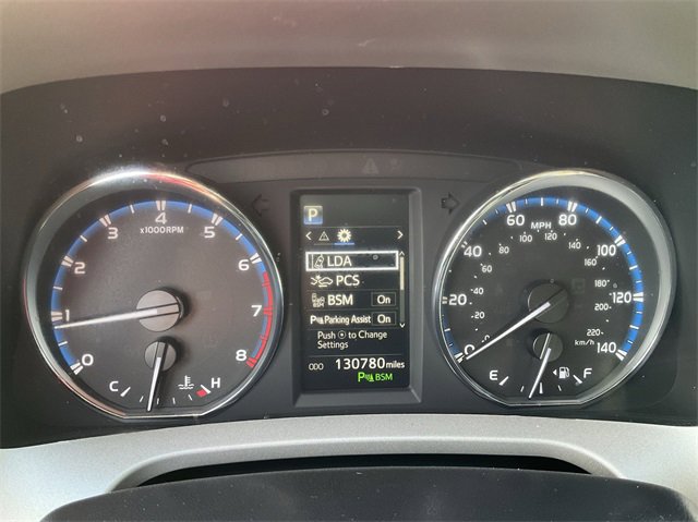Thumbnail: 2016 Toyota RAV4 - 27