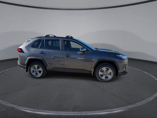 Thumbnail: 2025 Toyota RAV4 - 9