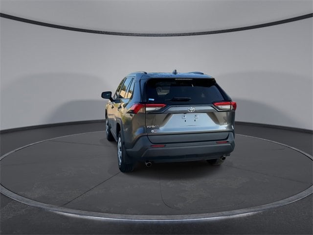 Thumbnail: 2021 Toyota RAV4 - 7
