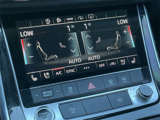 Thumbnail: 2023 Audi Q8 - 17