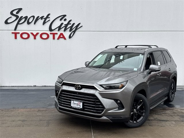 2026 Toyota Grand Highlander Limited's photo