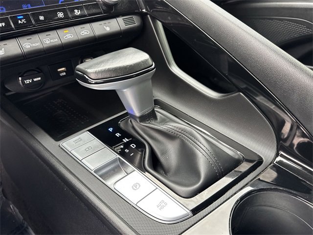 Thumbnail: 2022 Hyundai Elantra - 24