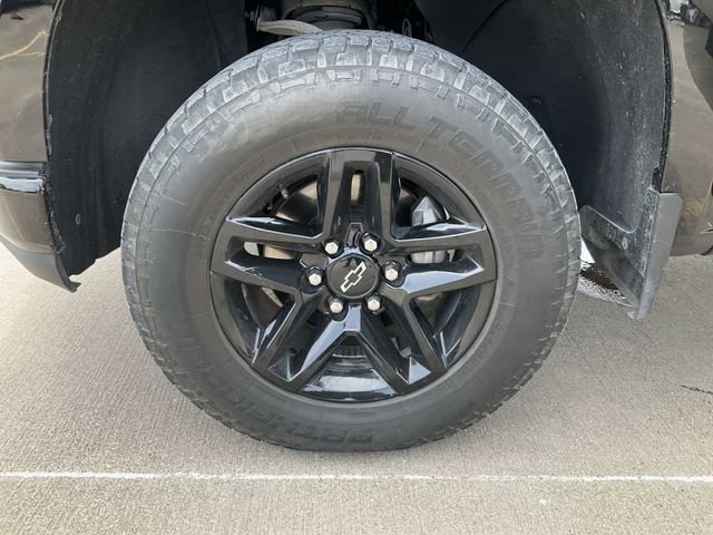 Thumbnail: 2022 Chevrolet Silverado 1500 - 11