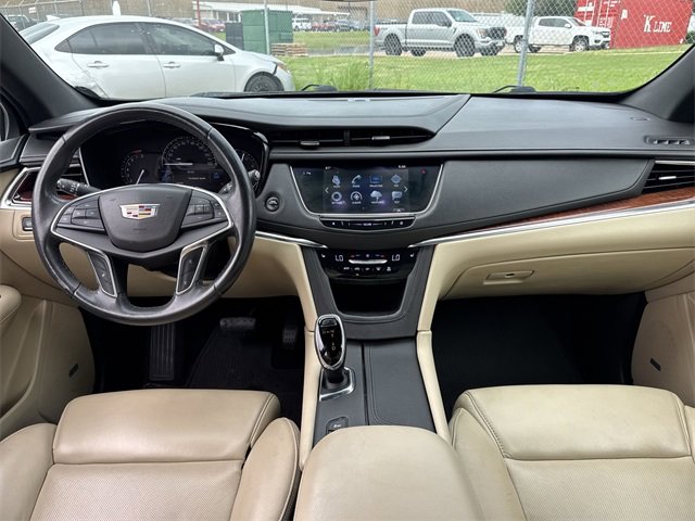 2017 Cadillac XT5 Luxury 19