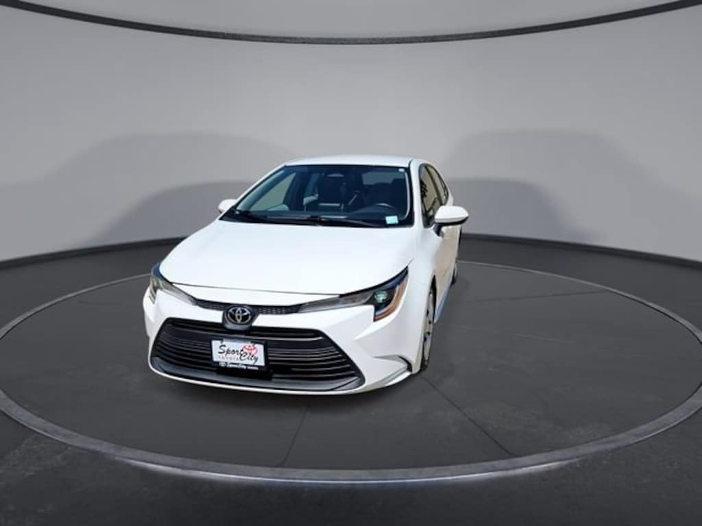 Used 2023 Toyota Corolla LE Sedan