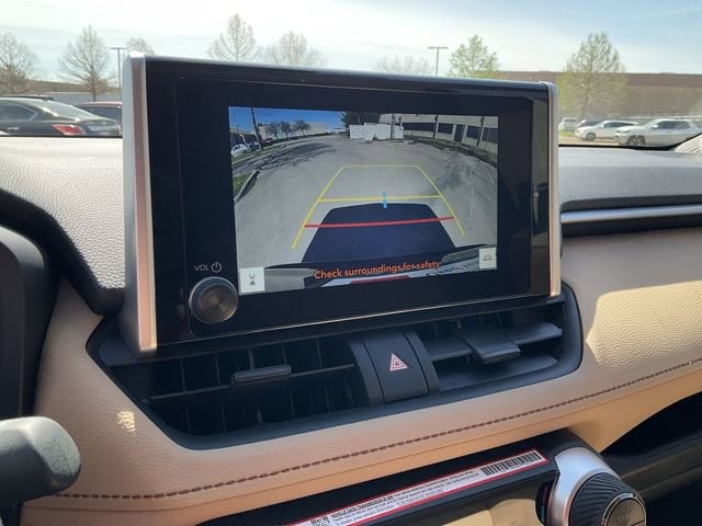 Thumbnail: 2025 Toyota RAV4 - 22