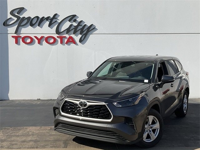 2023 Toyota Highlander L -
                  Dallas, TX