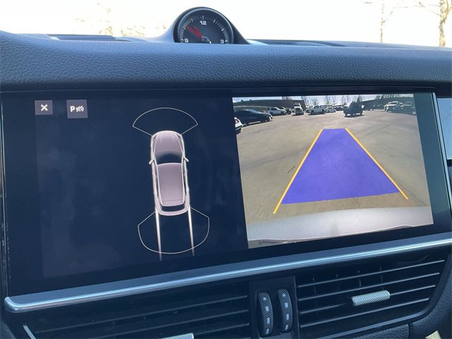 Thumbnail: 2020 Porsche Cayenne - 21