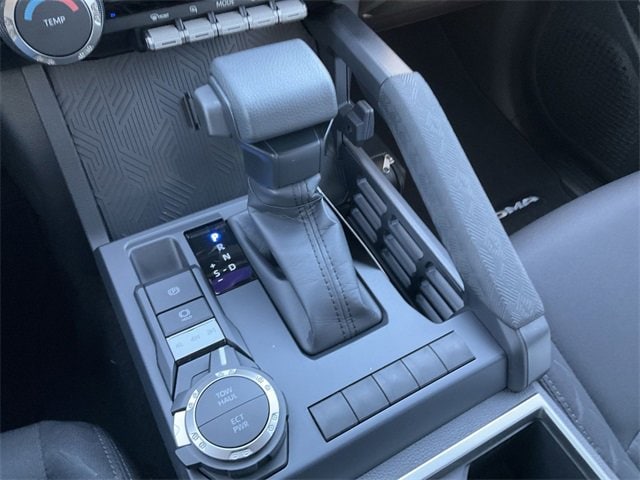 Thumbnail: 2025 Toyota Tacoma - 25