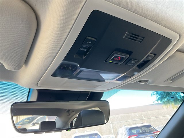 Thumbnail: 2020 Lexus ES - 25