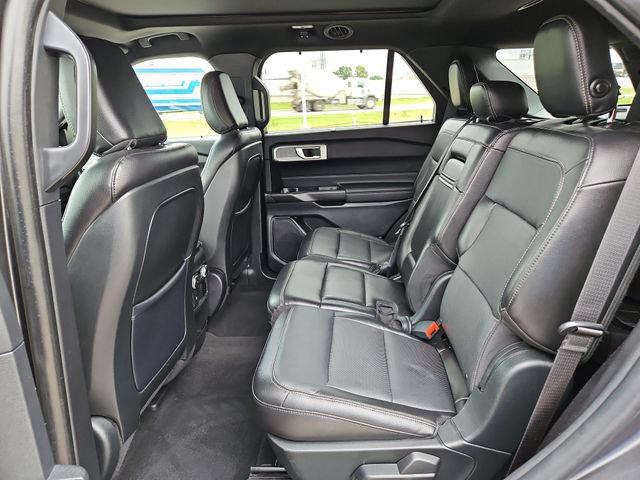 Thumbnail: 2020 Ford Explorer - 16
