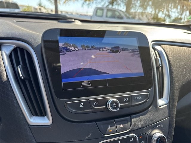 Thumbnail: 2024 Chevrolet Malibu - 20