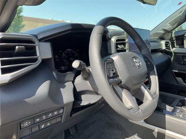 Thumbnail: 2025 Toyota Tundra - 10