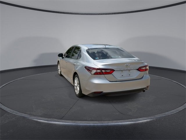 Thumbnail: 2021 Toyota Camry - 7