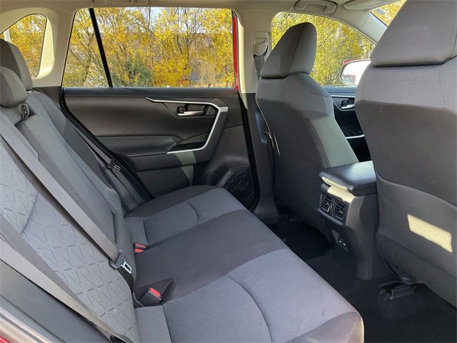 Thumbnail: 2025 Toyota RAV4 - 17