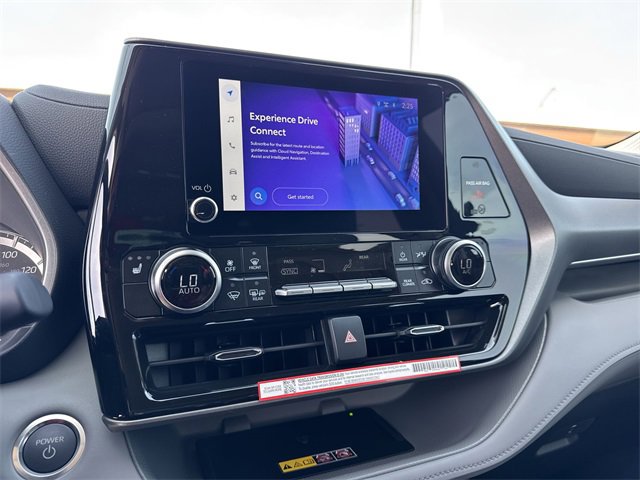 Thumbnail: 2026 Toyota Highlander - 23