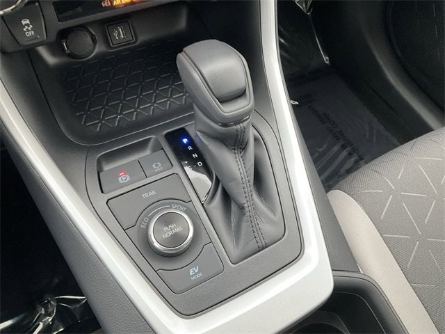 Thumbnail: 2025 Toyota RAV4 - 25