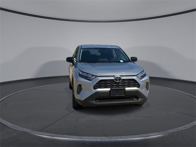 2025 Toyota RAV4 LE photo 3