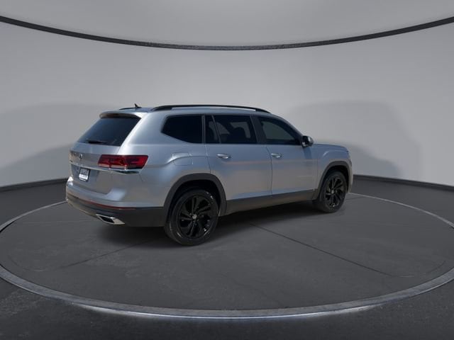 Thumbnail: 2022 Volkswagen Atlas - 8
