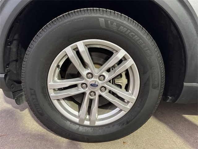 Thumbnail: 2022 Ford Explorer - 11