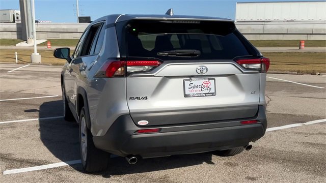 Thumbnail: 2024 Toyota RAV4 - 7