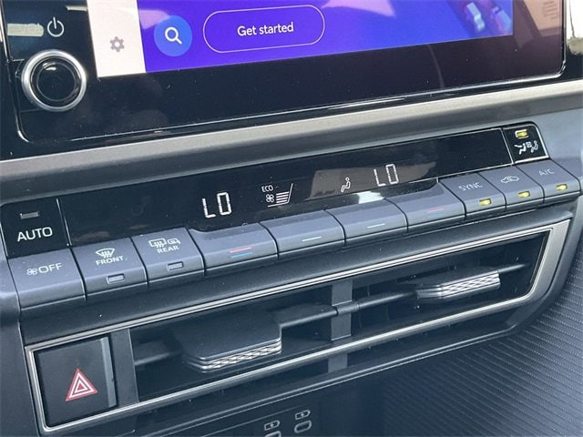 Thumbnail: 2025 Toyota Camry - 23