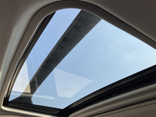 Thumbnail: 2025 Toyota RAV4 - 15