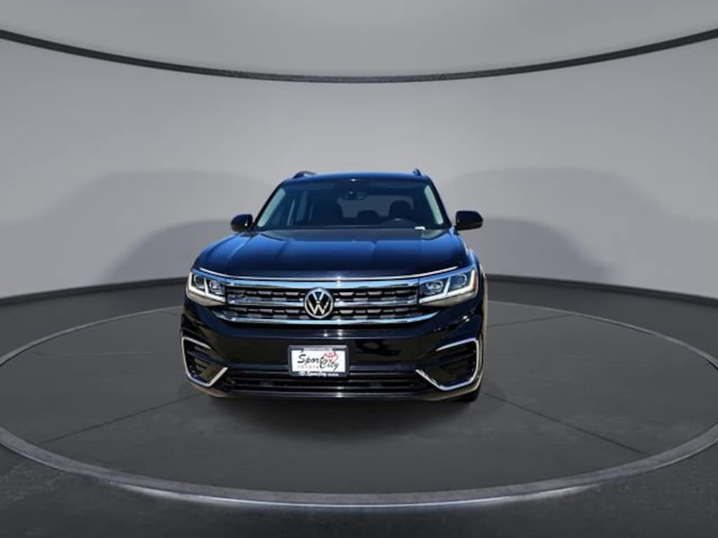 Used 2021 Volkswagen Atlas 3.6L V6 SE w/Technology R-Line SUV