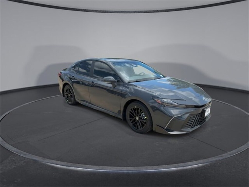 Used 2025 Toyota Camry SE Sedan