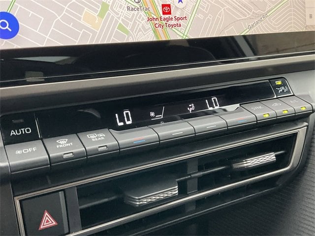 Thumbnail: 2025 Toyota Camry - 24