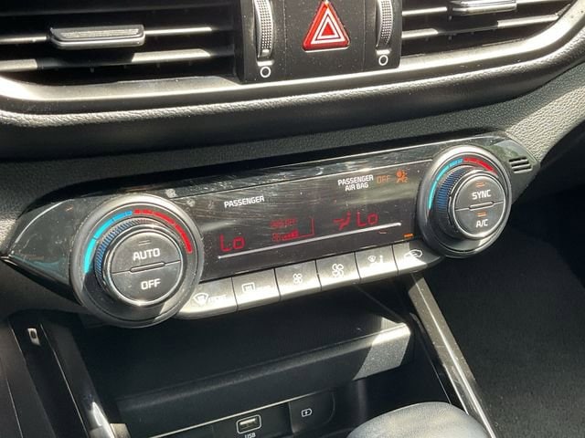 Thumbnail: 2023 Kia Forte - 22