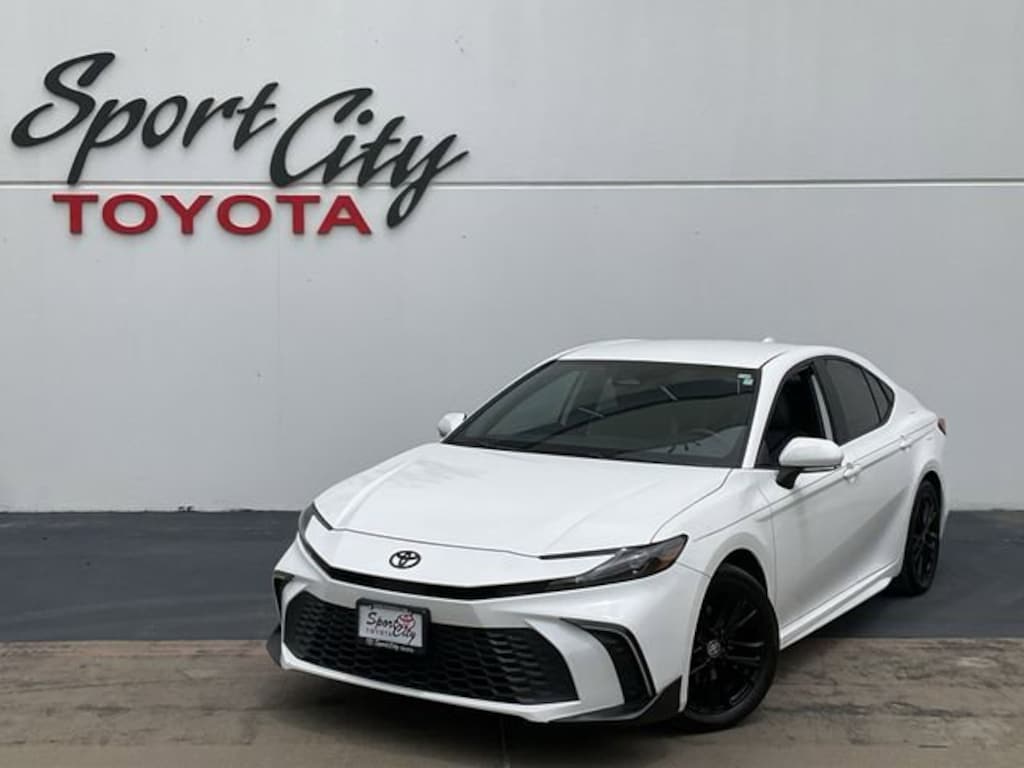 Certified 2025 Toyota Camry SE Sedan