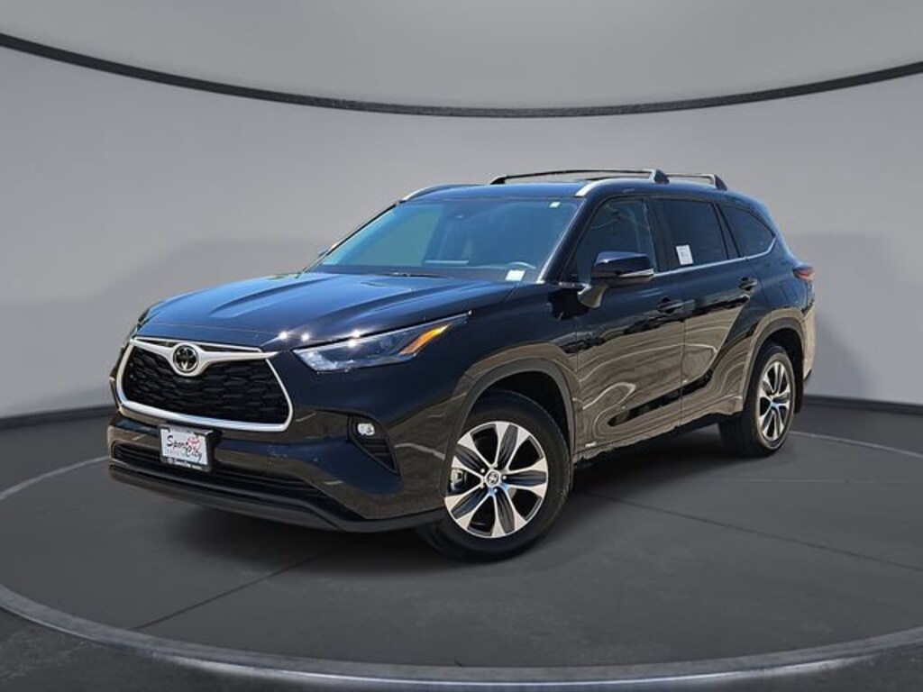 Certified 2026 Toyota Highlander Hybrid XLE SUV