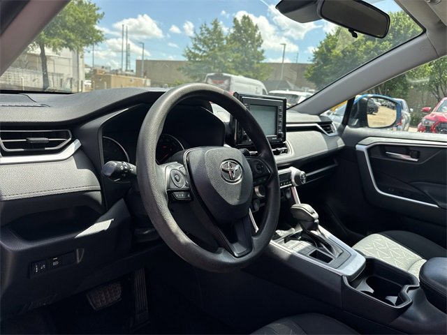 Thumbnail: 2021 Toyota RAV4 - 10