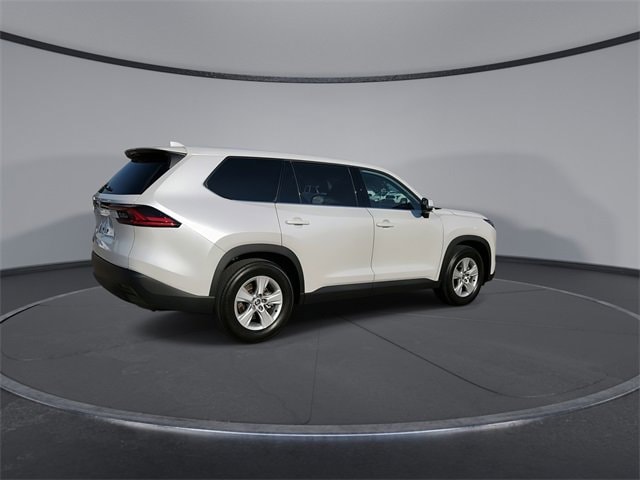 Thumbnail: 2025 Toyota Grand Highlander - 4