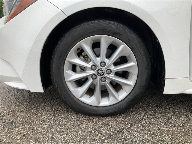 2020 Toyota Corolla LE 11