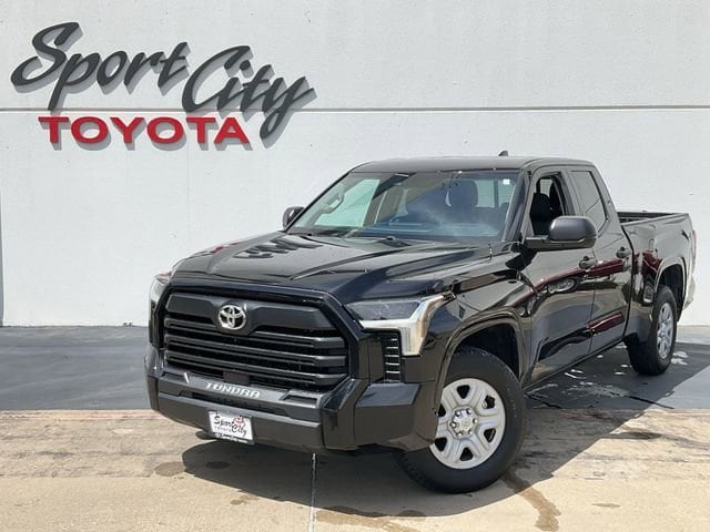 Thumbnail: 2022 Toyota Tundra - 1