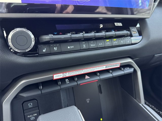 Thumbnail: 2026 Toyota Tundra - 24