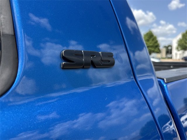 Thumbnail: 2017 Toyota Tundra - 11