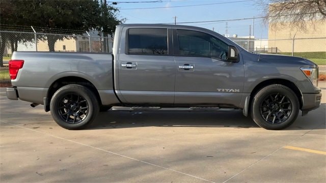 Thumbnail: 2021 Nissan Titan - 9