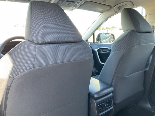 Thumbnail: 2024 Toyota RAV4 - 15