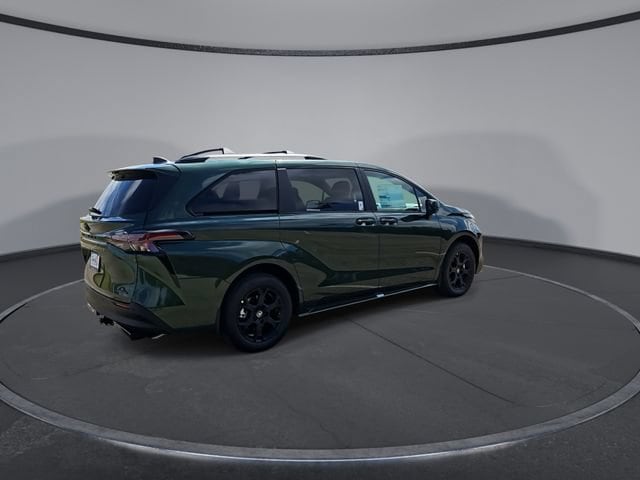 Thumbnail: 2026 Toyota Sienna - 8