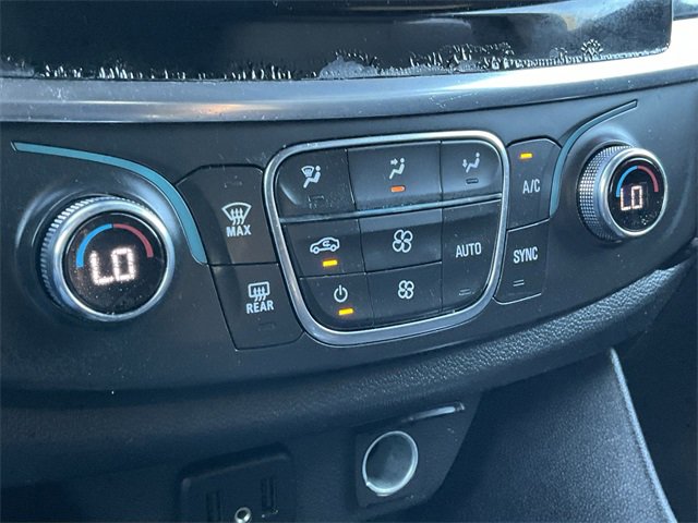 Thumbnail: 2023 Chevrolet Traverse - 23