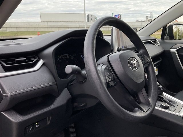 Thumbnail: 2025 Toyota RAV4 - 10