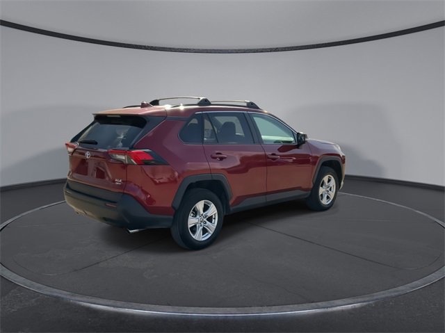 Thumbnail: 2021 Toyota RAV4 - 8