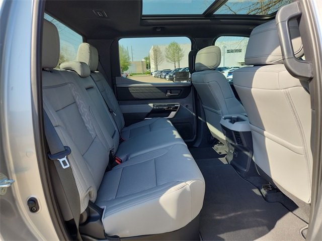 Thumbnail: 2025 Toyota Tundra - 19