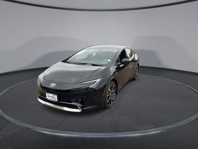 Thumbnail: 2026 Toyota Prius - 3