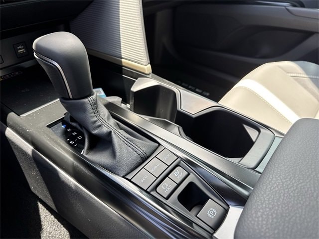 Thumbnail: 2025 Toyota Camry - 23