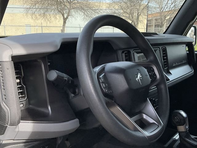 Thumbnail: 2022 Ford Bronco - 10